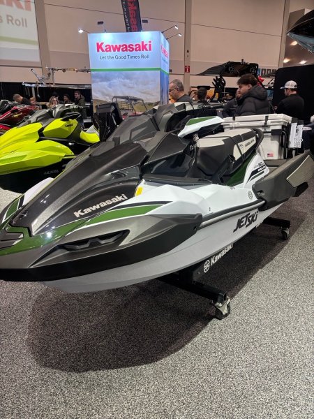 2025 Kawasaki Ultra 160LX-S Angler
