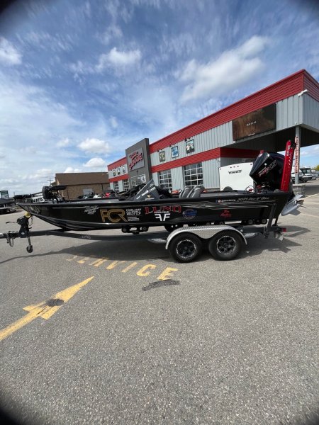 2019 Lund PRO V BASS 2075