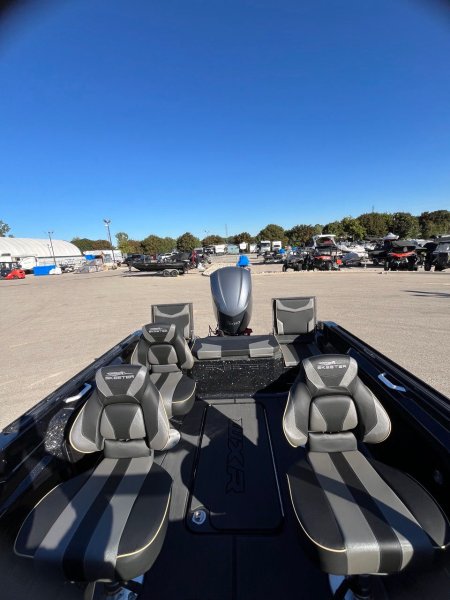 2027 Skeeter WXR2060F