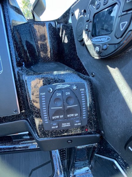 2027 Skeeter WXR2060F