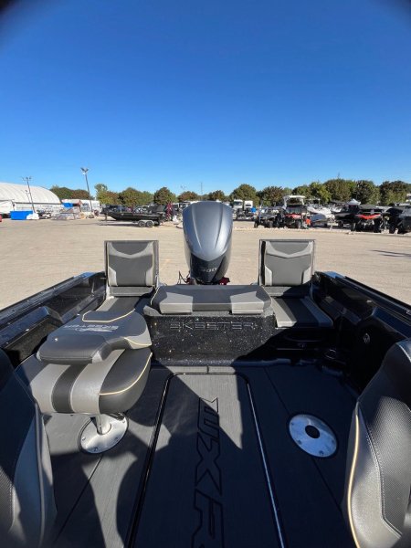 2027 Skeeter WXR2060F