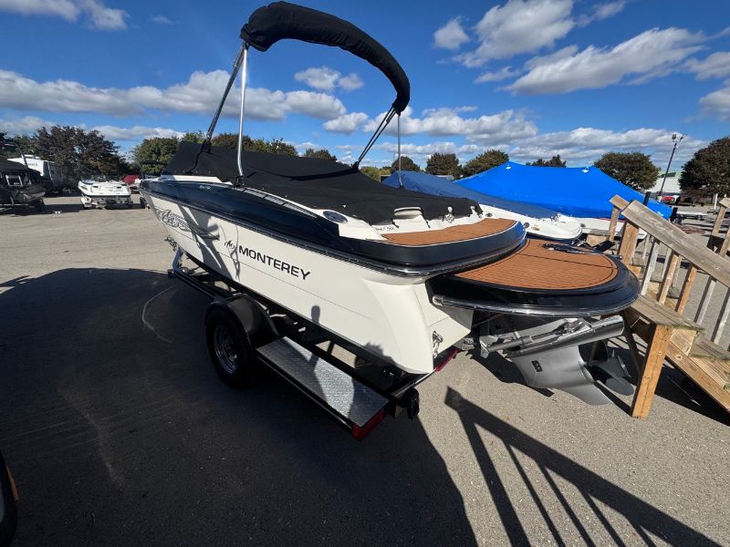 2013 Monterey 184 FSX