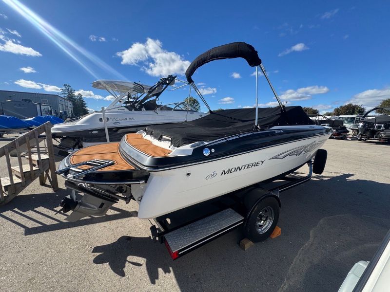 2013 Monterey 184 FSX