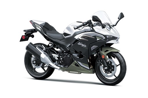 2026 Kawasaki Ninja 500 SE