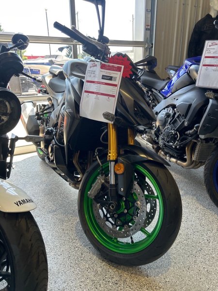 2026 Kawasaki Z1100 SE ABS